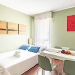 Guesthost - Porta Portello Cozy * Padua